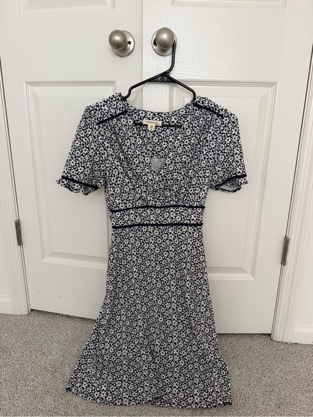 Floral V-Neck Midi Dress - Navy and White